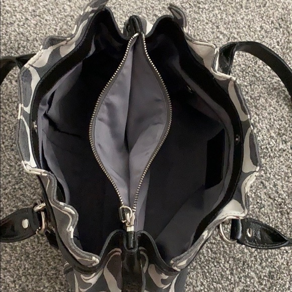 Coach purse - Picture 2 of 5